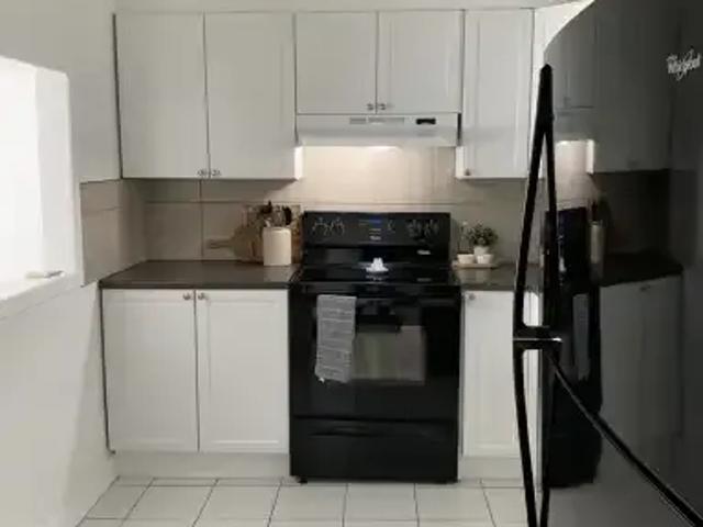 For Rent 2 Bedroom Apartment Clarence ON DS104183015