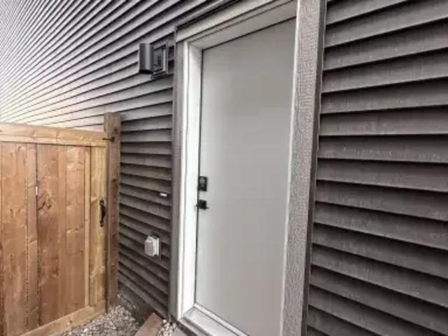 For Rent 2 Bedroom Apartment Cochrane AB DS106148398