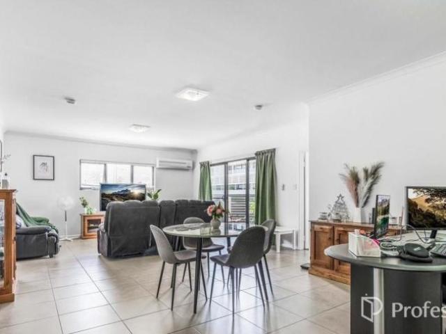 For Rent 2 Bedroom Apartment Cockburn Central WA DS105972187
