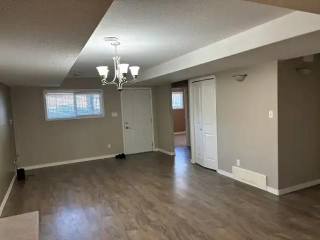 For Rent 2 Bedroom Apartment Cold Lake AB DS104711577
