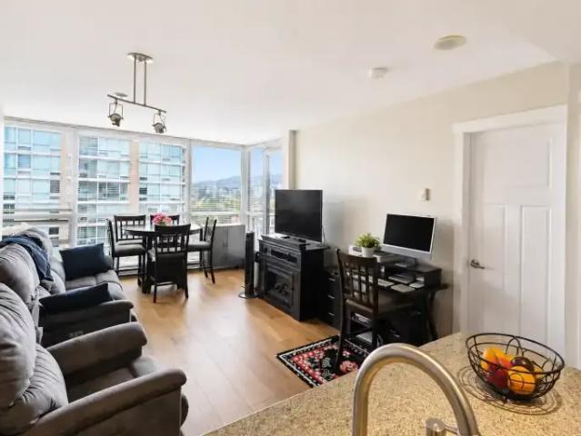 For Rent 2 Bedroom Apartment Coquitlam BC DS105110455