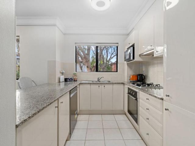 For Rent 2 Bedroom Apartment Cronulla, NSW DS103392396
