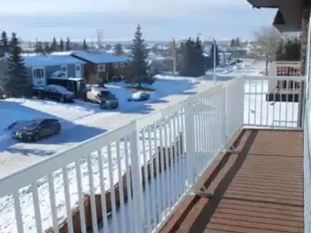 For Rent 2 Bedroom Apartment Dawson Creek BC DS104887518