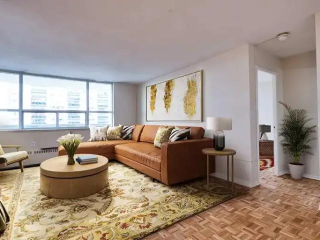 For Rent 2 Bedroom Apartment Etobicoke ON DS103650880