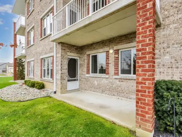 For Rent 2 Bedroom Apartment Exeter ON DLS101215417