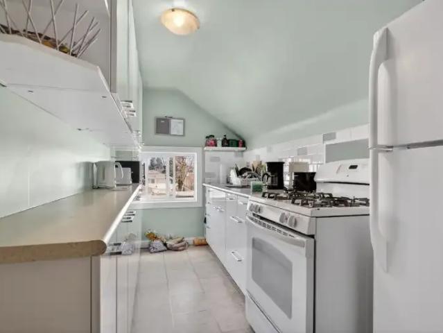 For Rent 2 Bedroom Apartment Edmonton AB DLS104257148