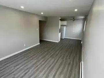 Apartment to rent in King Edward Park - Balcony