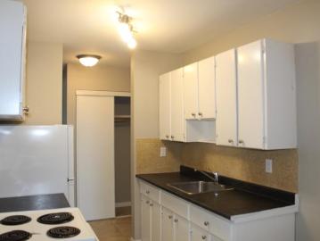 For Rent 2 Bedroom Apartment Edmonton AB DLS93690561