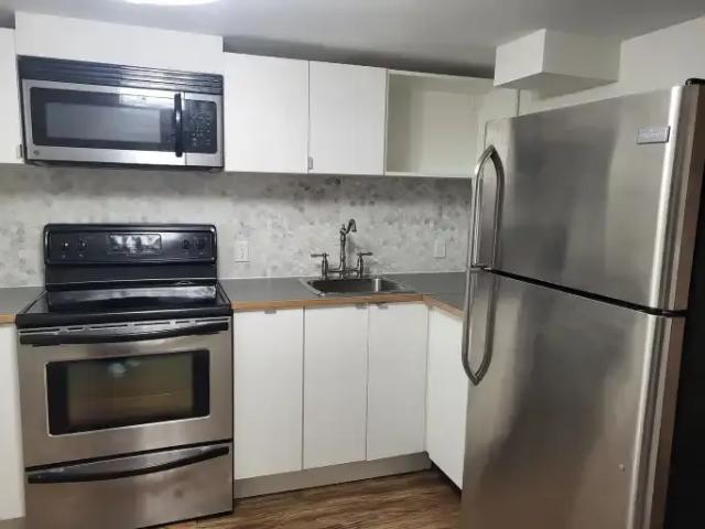 For Rent 2 Bedroom Apartment Edmonton AB DS104179203