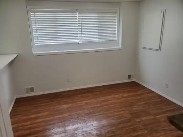 For Rent 2 Bedroom Apartment Edmonton AB DS104563204