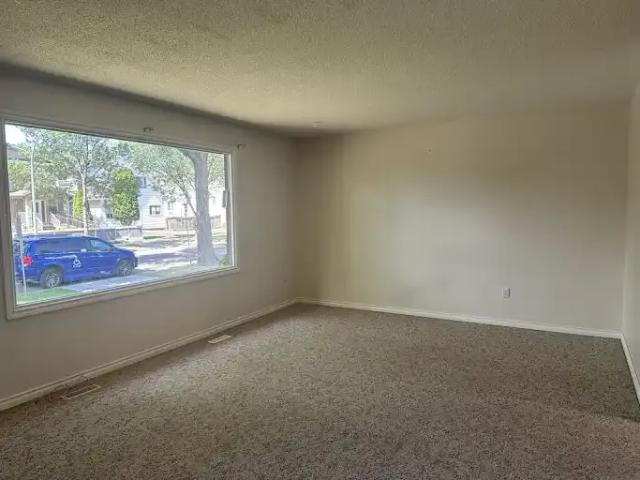 For Rent 2 Bedroom Apartment Edmonton AB DS104710903