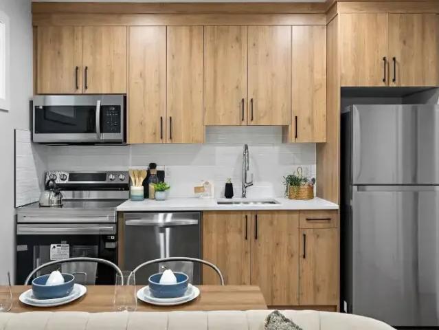 For Rent 2 Bedroom Apartment Edmonton AB DS104841759