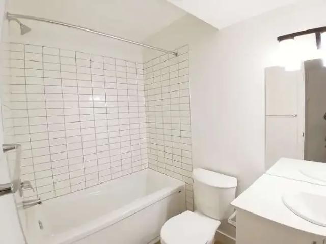 For Rent 2 Bedroom Apartment Edmonton AB DS105023300