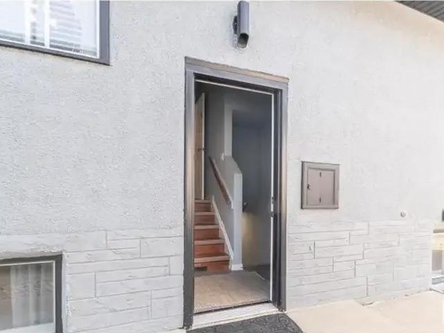 For Rent 2 Bedroom Apartment Edmonton AB DS105249022