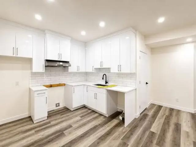 For Rent 2 Bedroom Apartment Edmonton AB DS105359860