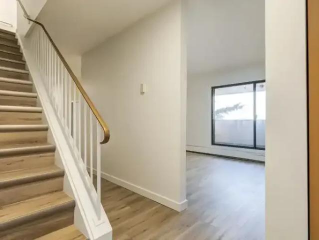 For Rent 2 Bedroom Apartment Edmonton AB DS105466615