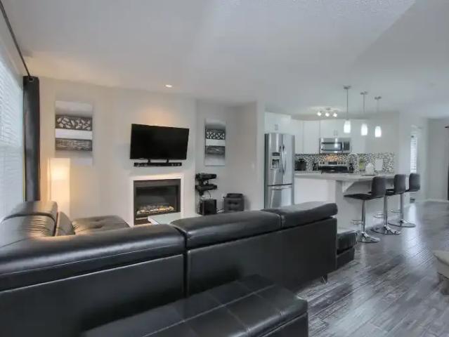 For Rent 2 Bedroom Apartment Edmonton AB DS105486299