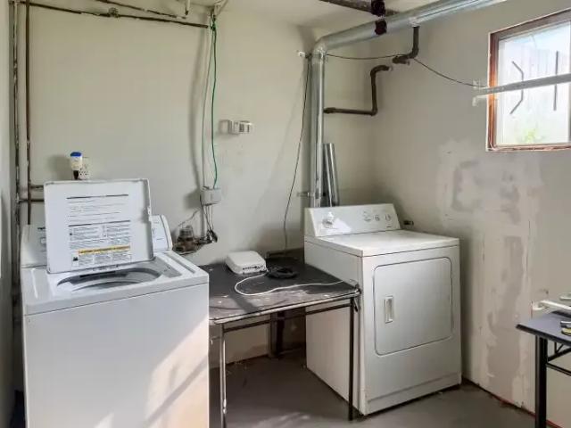 For Rent 2 Bedroom Apartment Edmonton AB DS105486310