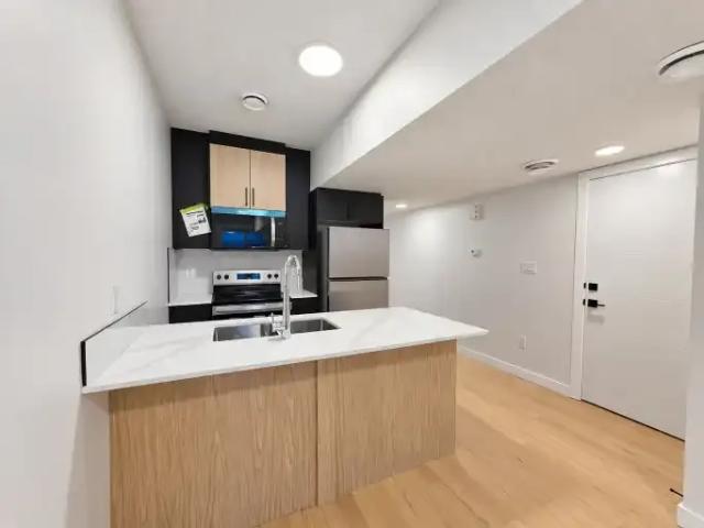 For Rent 2 Bedroom Apartment Edmonton AB DS105602089