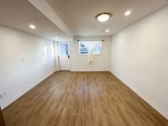 For Rent 2 Bedroom Apartment Edmonton AB DS106031355