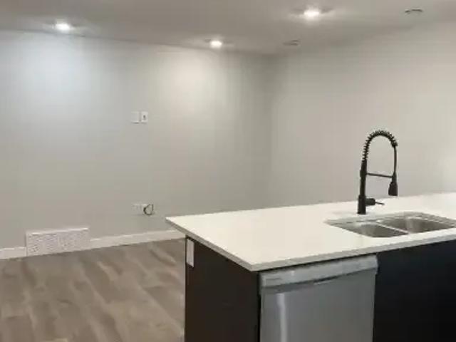 For Rent 2 Bedroom Apartment Edmonton AB DS106066381