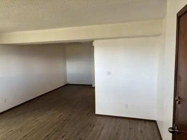 For Rent 2 Bedroom Apartment Edmonton AB DS106095810
