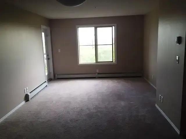 For Rent 2 Bedroom Apartment Edmonton AB DS102204143