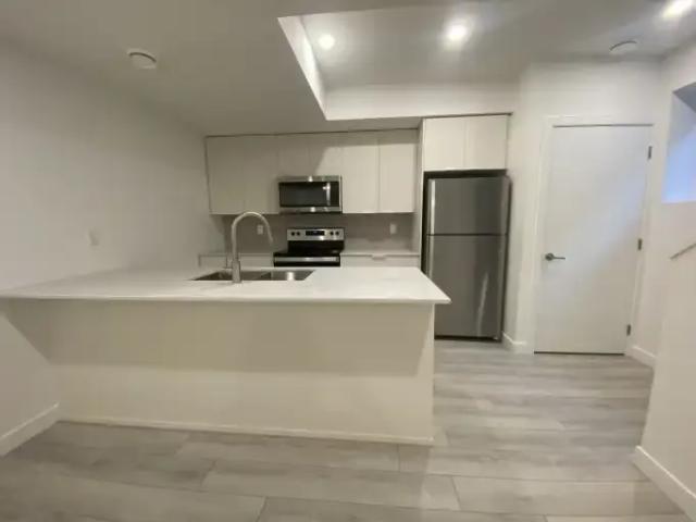 For Rent 2 Bedroom Apartment Edmonton AB DS102847309