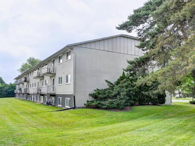 For Rent 2 Bedroom Apartment Elmira ON DS104226226