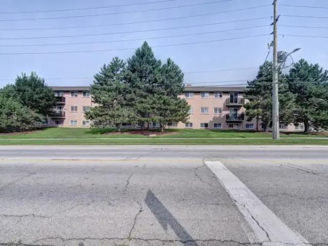For Rent 2 Bedroom Apartment Fergus ON DS103117858