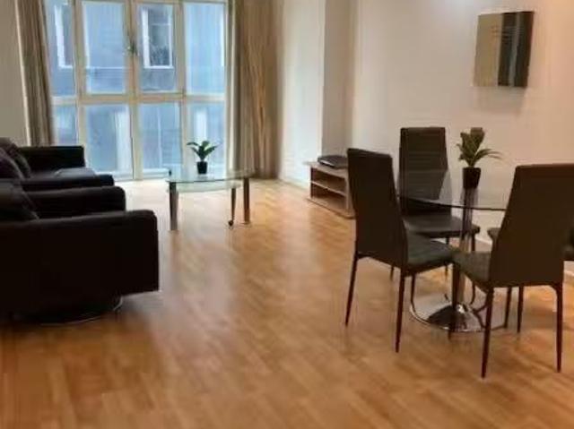 For Rent! 2 bedroom apartment for rent in Masshouse, Moor Stre.