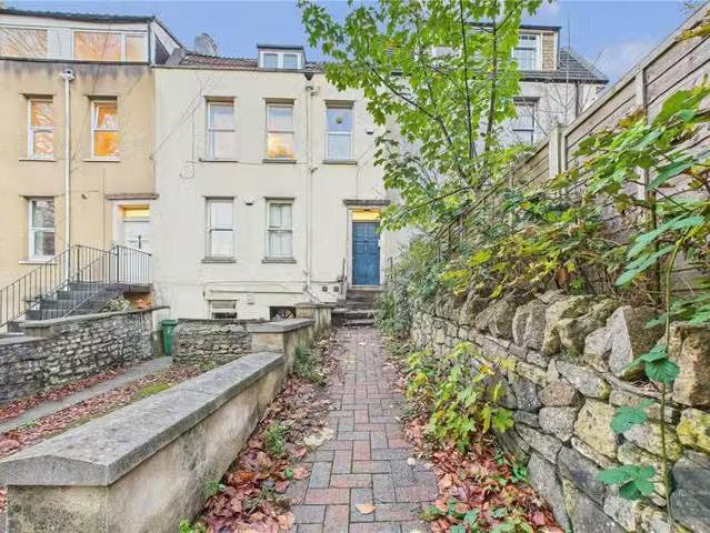Cozy 2 bedroom apartment for rent in Ashley Hill, Bristol, BS6