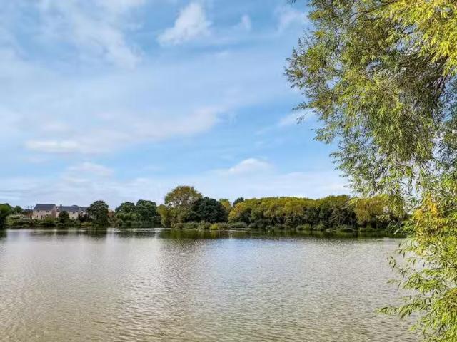Rental! 2 bedroom apartment for rent in Primmers Place, Westbu.