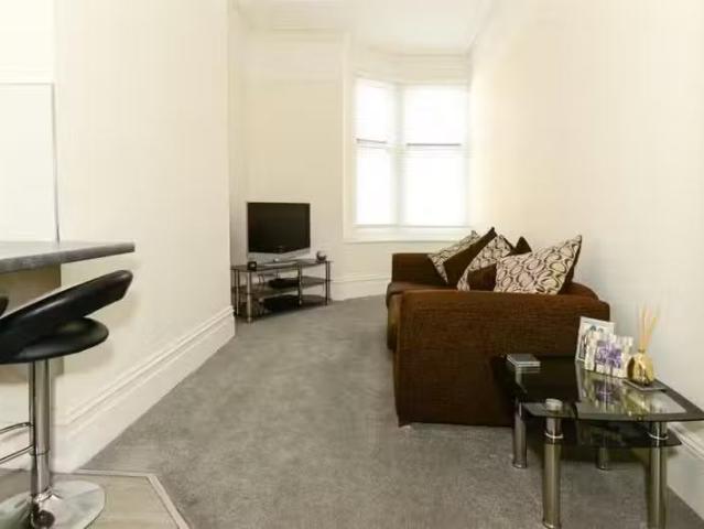 Unique 2 bedroom apartment for rent in Westbourne, Bournemouth.