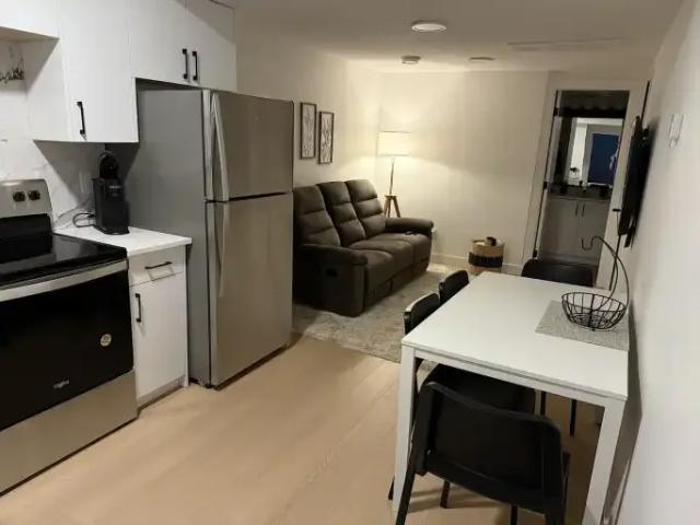 For Rent 2 Bedroom Apartment Fort Saskatchewan AB DS106031117
