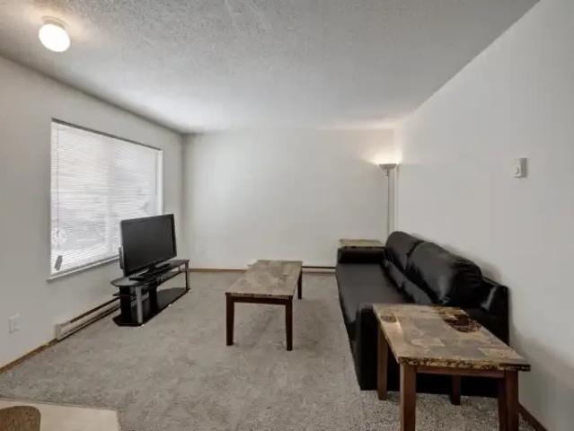 For Rent 2 Bedroom Apartment Fort St. John BC DS101040994