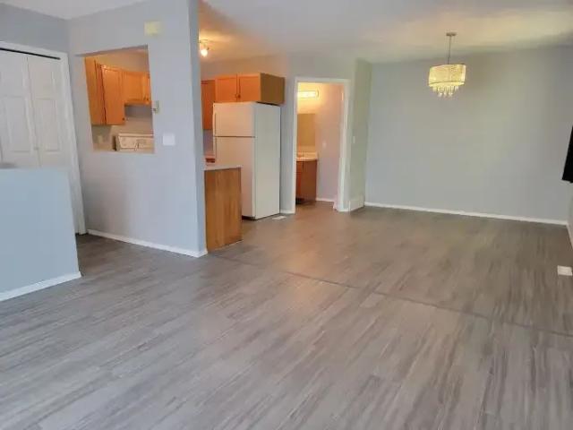 For Rent 2 Bedroom Apartment Grande Prairie AB DS104470771