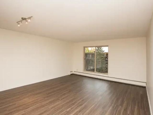 For Rent 2 Bedroom Apartment Grande Prairie AB DS105267991