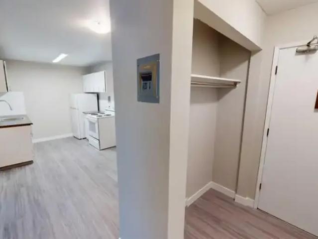 For Rent 2 Bedroom Apartment Grande Prairie AB DS105327178