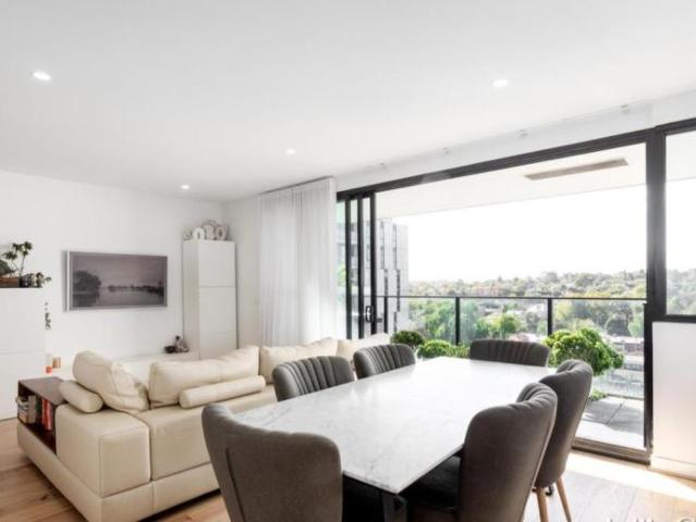 For Rent 2 Bedroom Apartment Hawthorn East VIC DS105825410