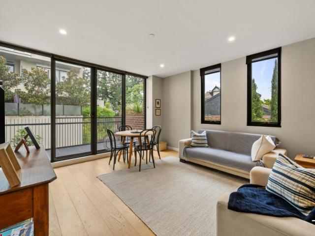 For Rent 2 Bedroom Apartment Hawthorn VIC DS101583464