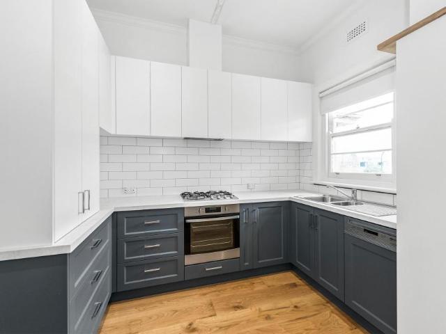 For Rent 2 Bedroom Apartment Hawthorn VIC DS105825123