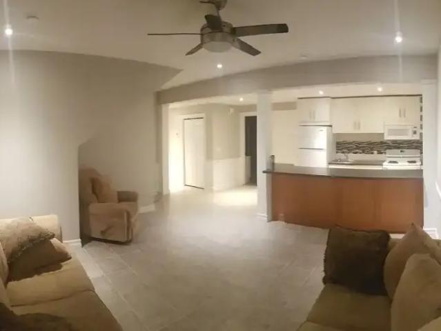 For Rent 2 Bedroom Apartment High River AB DS105118633