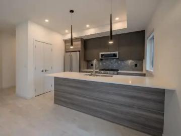 For Rent 2 Bedroom Apartment Kamloops BC DS103542203