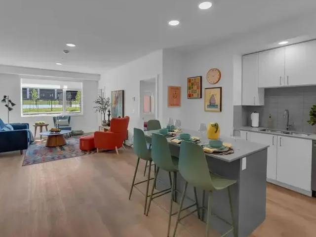 For Rent 2 Bedroom Apartment Kelowna BC DS90275292