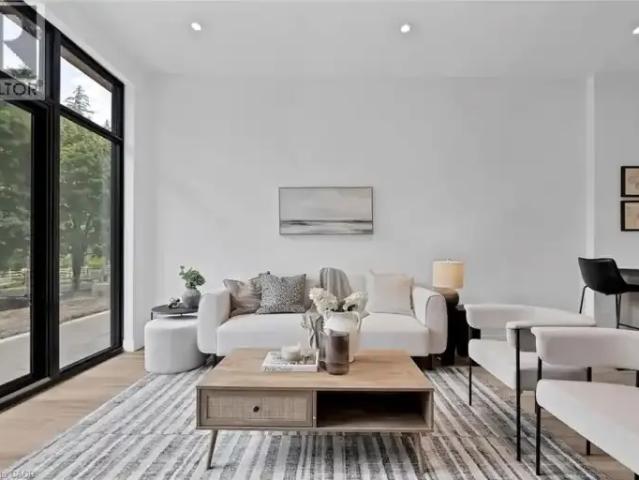 For Rent 2 Bedroom Apartment Kitchener ON DS103740026