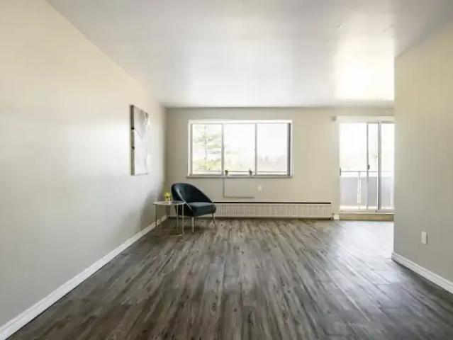 For Rent 2 Bedroom Apartment Kitchener ON DS103920068