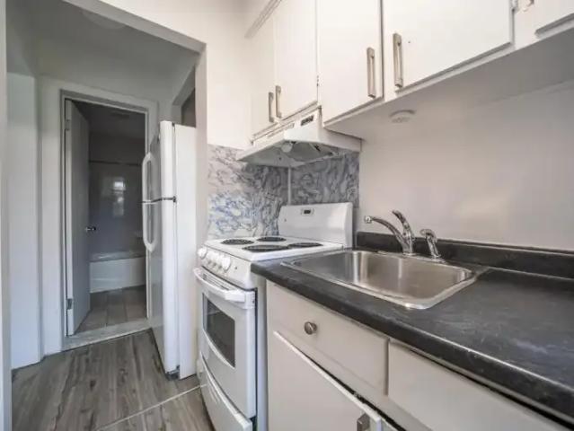 For Rent 2 Bedroom Apartment Lachine QC DS103568796