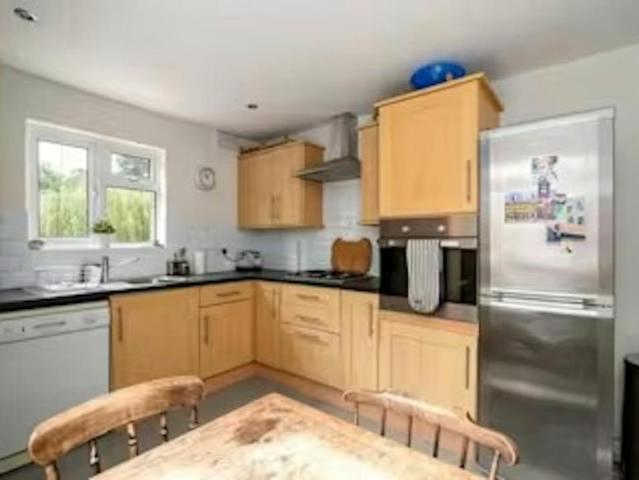 For Rent 2 Bedroom Apartment London London DLS101587720