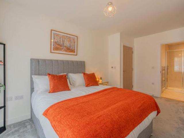 For Rent 2 Bedroom Apartment London London DS77060280